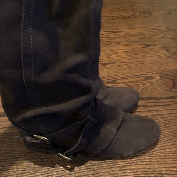 Knee high suede leather boots - Picture 3 of 8